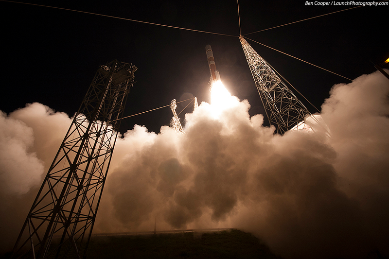 Illustration for article titled 11 stunning images of rocket launches